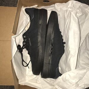 Adidas Originals 3MC sneakers in black